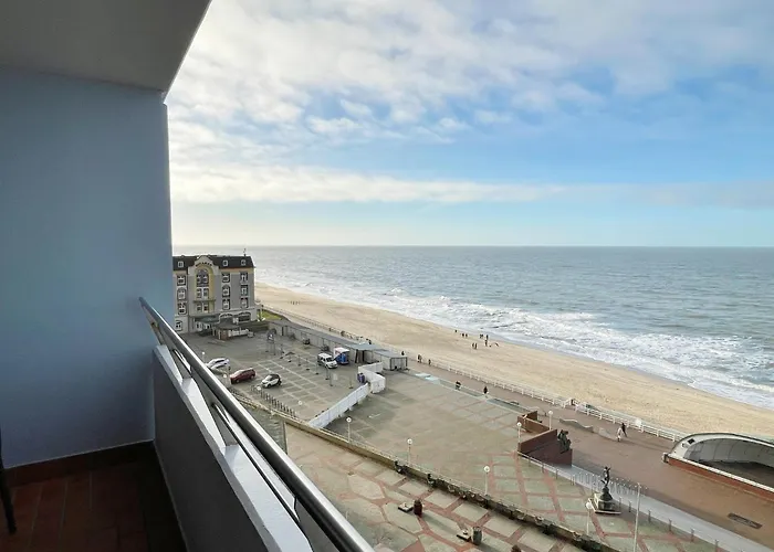 Haus Metropol App 130 mit Meerblick und Balkon